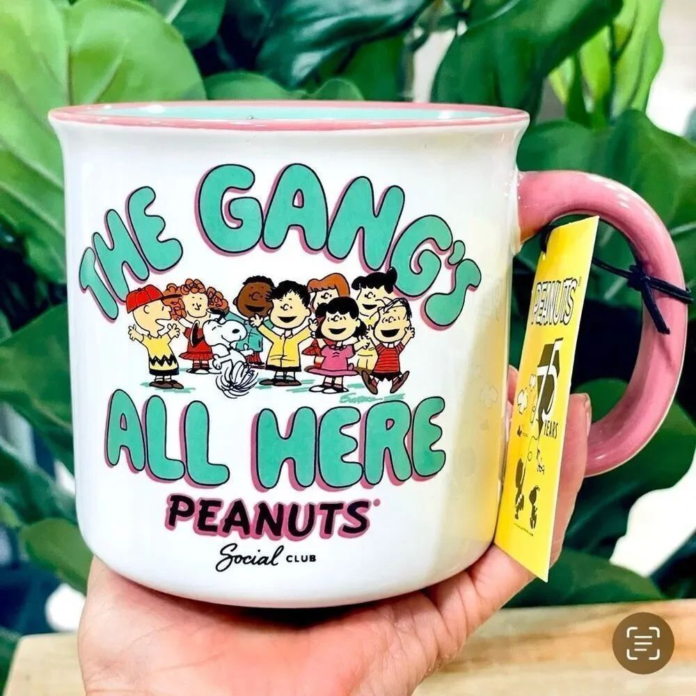NWT Peanuts Snoopy & Friends “THE GANG’S ALL HERE” Green & White Jumbo 20 Oz Mug - Picture 12 of 12